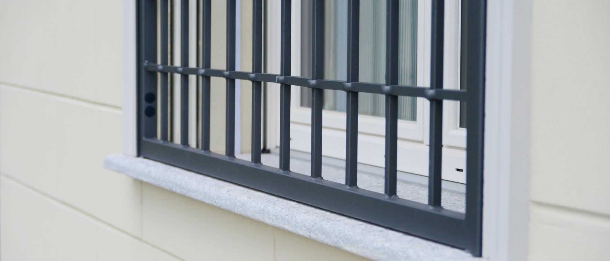 Grate e inferriate di sicurezza Erreci Sicurezza, in acciaio zincato e verniciate