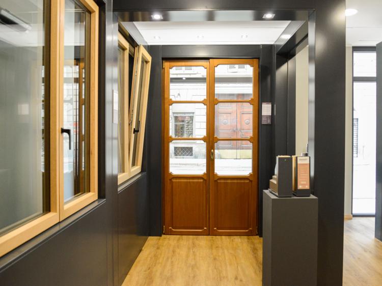 Showroom in Centro