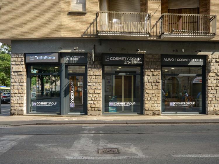 Showroom in Centro - Esterno