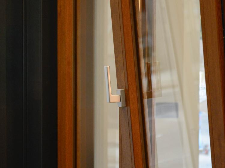 Showroom in Centro - Dettaglio infisso