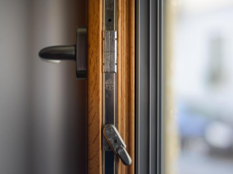 Serramento in legno alluminio Navello - Collezione Nuvola Tecnica