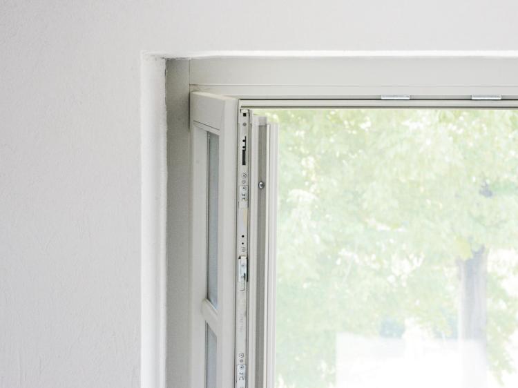 Serramenti in PVC Top 72 Finstral - Colore grigio seta