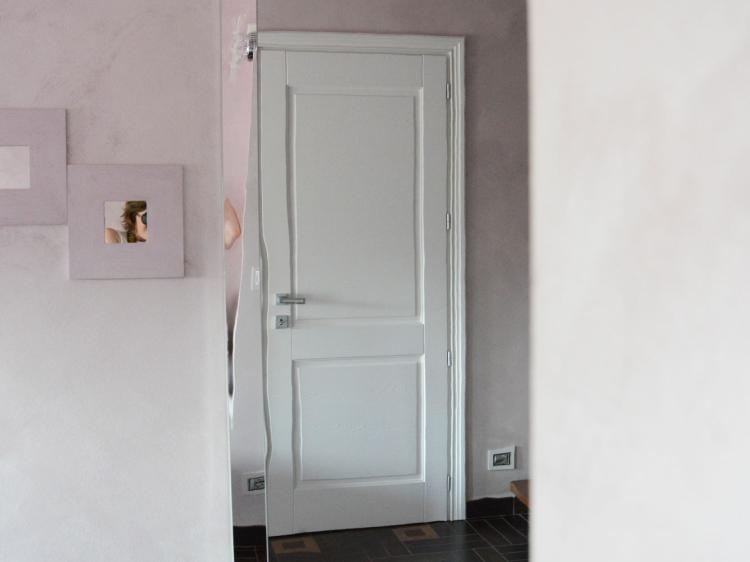Camera da letto matrimoniale – Porte scorrevoli Smart Gidea superficie specchiata